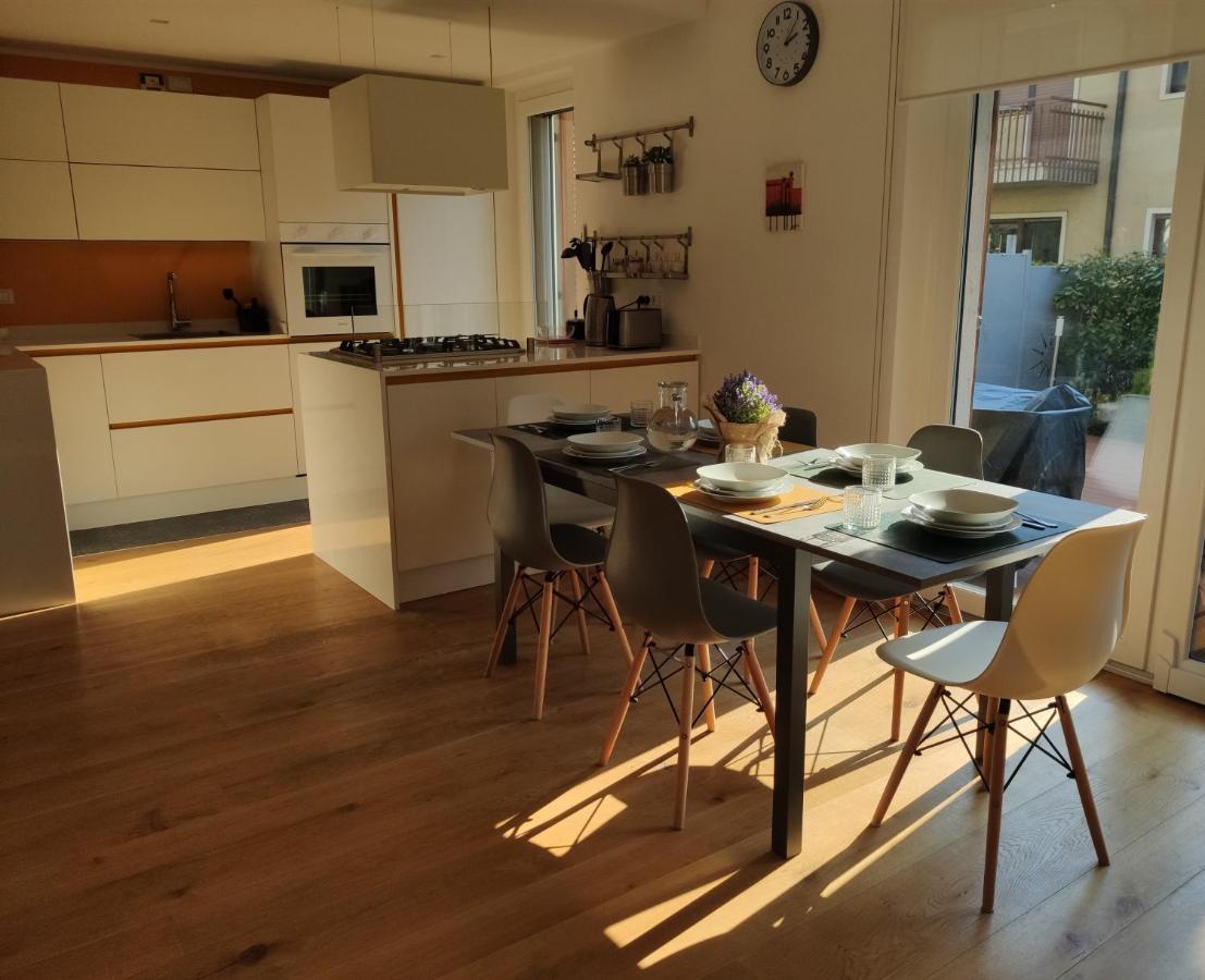 Family Garden Apartment リーヴァ・デル・ガルダ エクステリア 写真